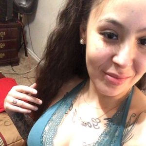 Meet your Posher, Delyssa